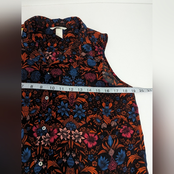 H&M Black Floral Sheer Sleeveless Blouse Women's Size 6 Small - Picture 4 of 6